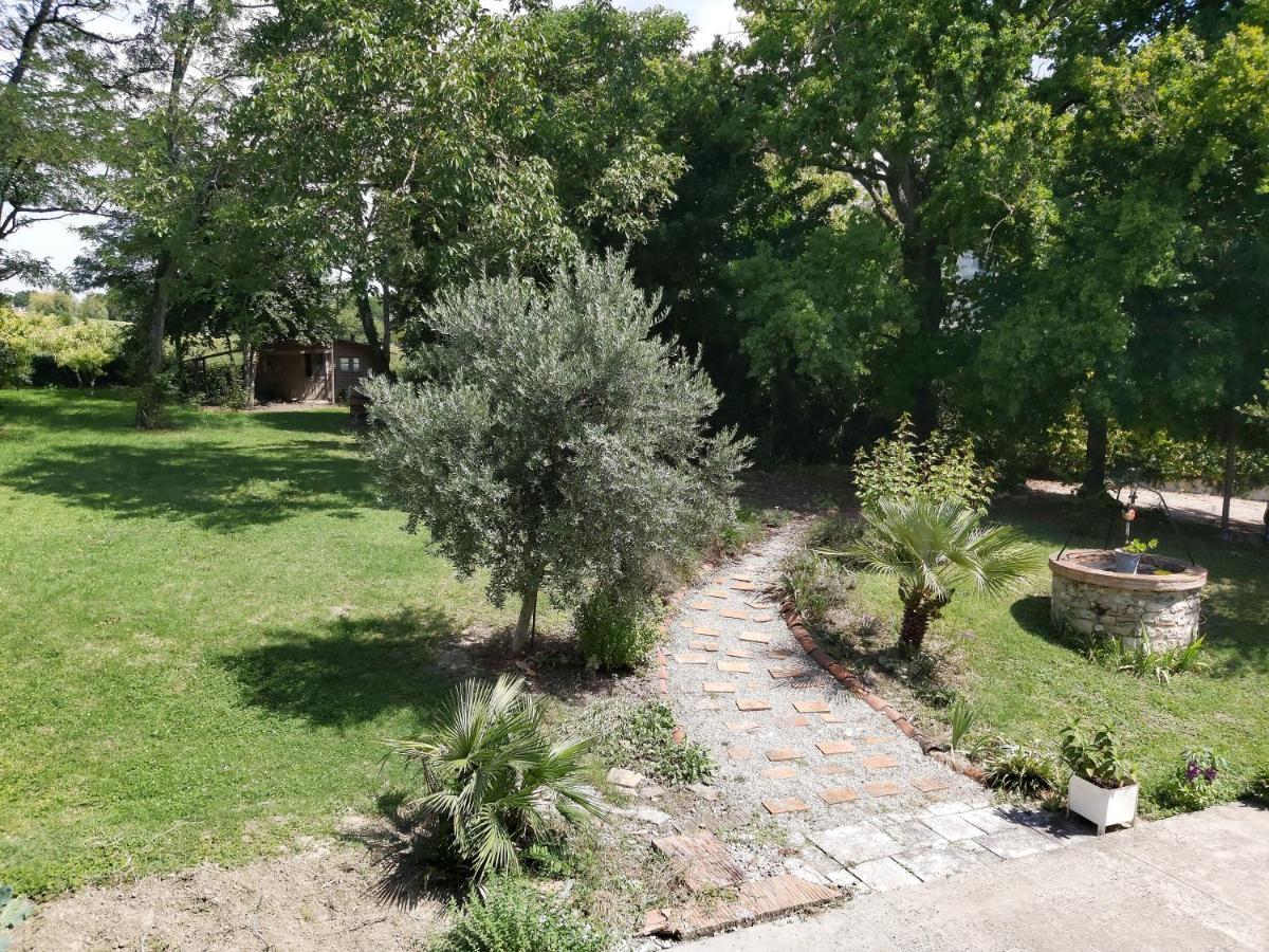 Ô Nature chéris mes voeux avant qu'ils s'enfuient Francescas Extérieur photo